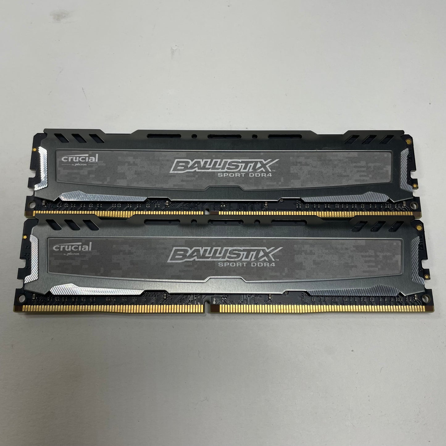 Micron Ballistix 16GB (2x8GB) RAM DDR4 2400MHz BLS16G4D240FSB.16FBD RAM
