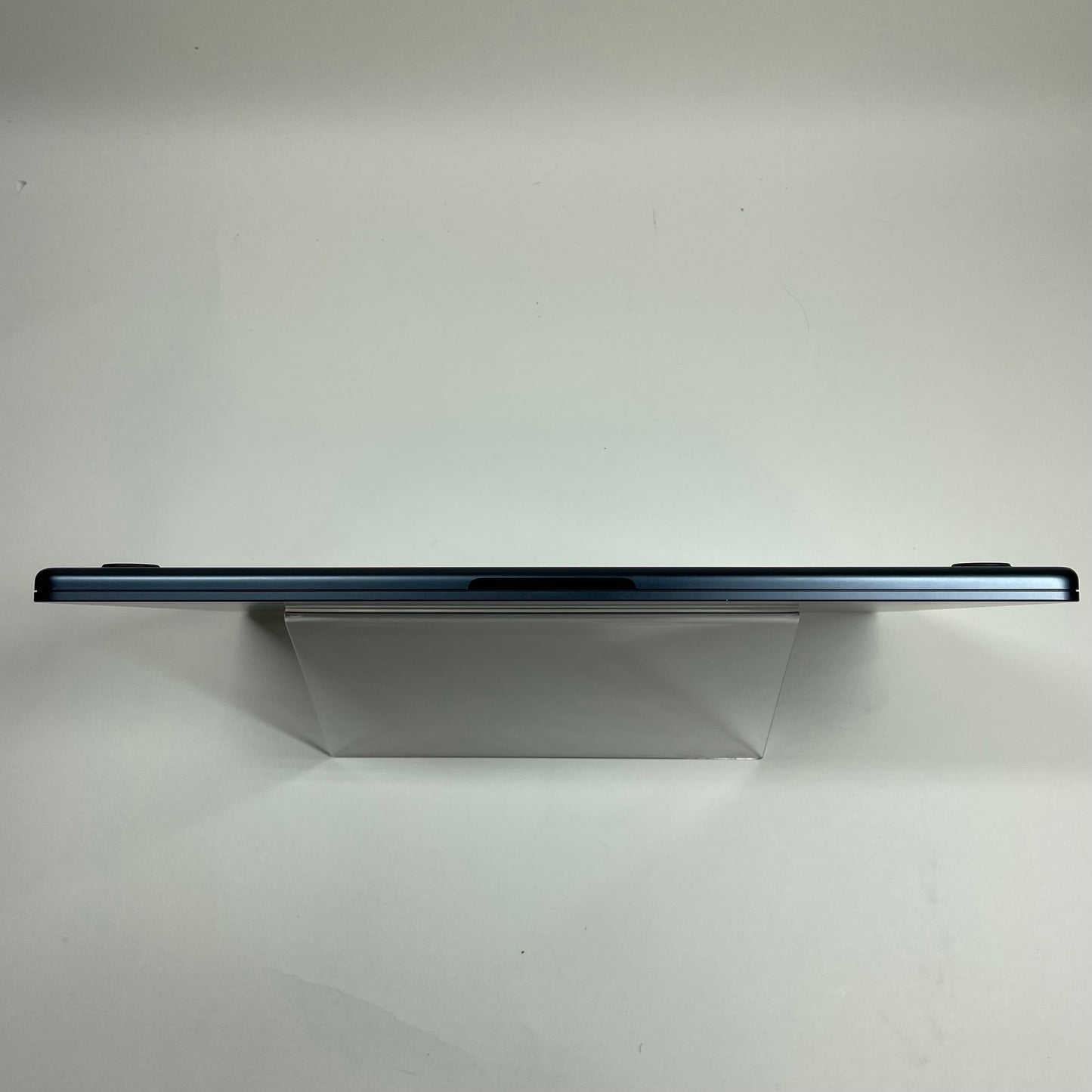 2024 Apple MacBook Air 15.3" M3 8C GPU 4.0GHz 8GB RAM 256GB SSD MRYU3LL/A
