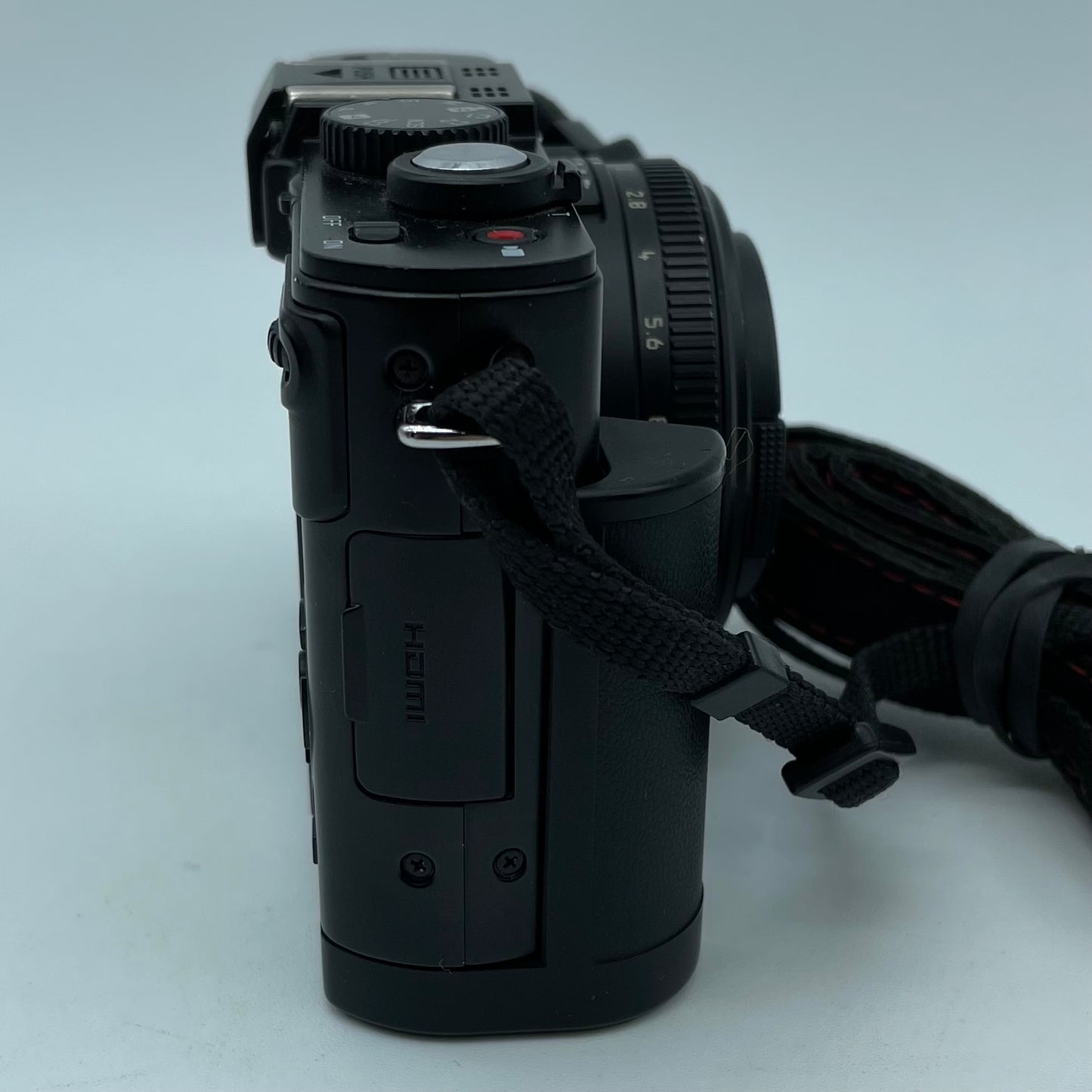 Leica D-Lux 6 18461 10.1MP Digital Camera