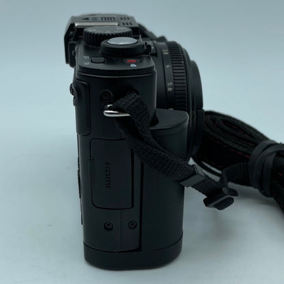 Leica D-Lux 6 18461 10.1MP Digital Camera