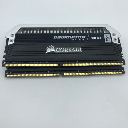 Corsair Dominator Platinum 32GB (2x16GB) DDR4 3200MHz CMD32GX4M2C3200C16 RAM